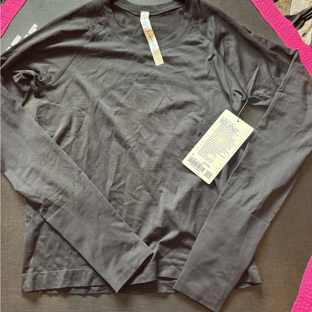 Lululemon Athletica swiftly tech long sleeve 2.0 race fit